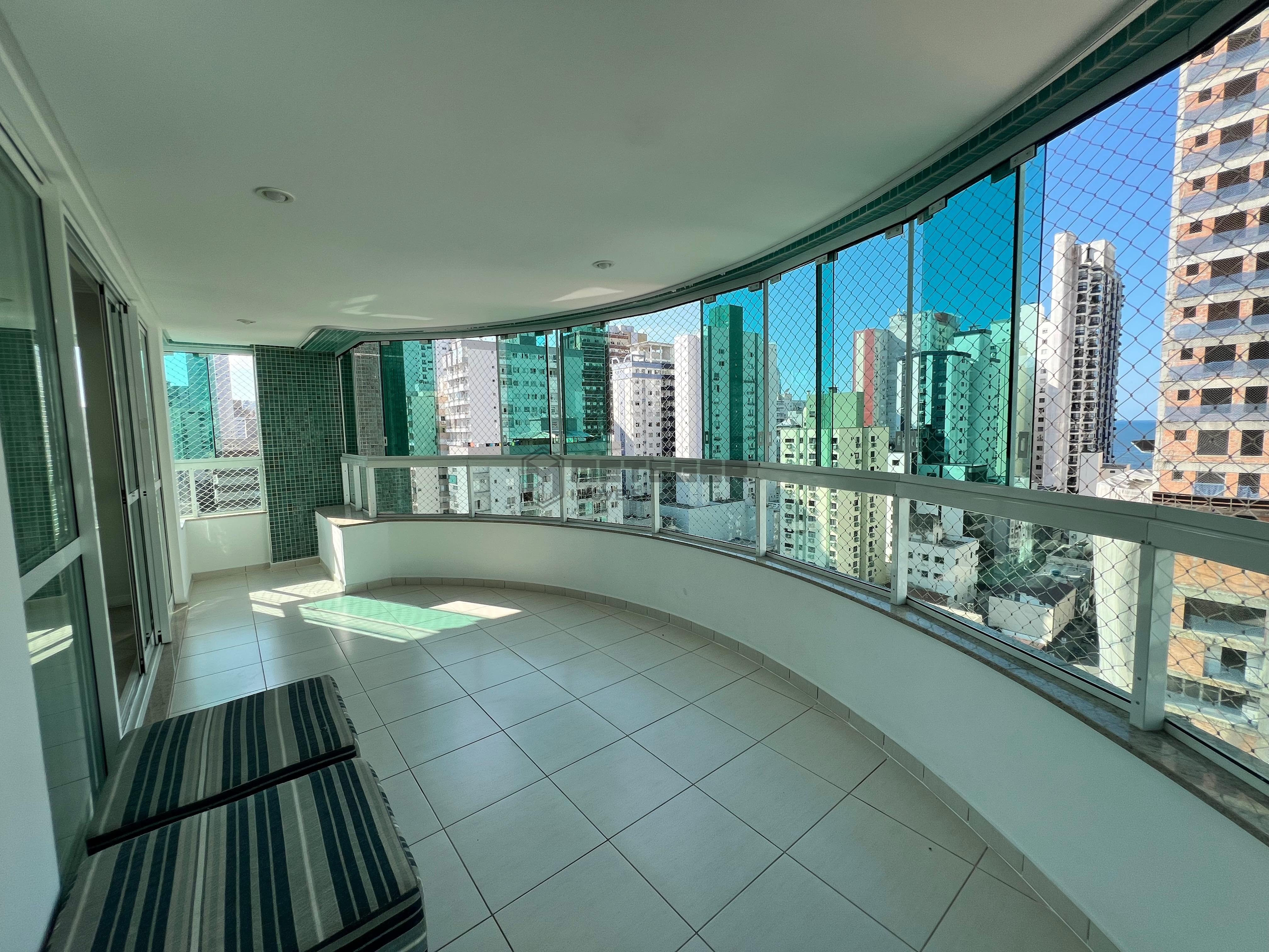 Apartamento Alto Padrão, 3 Suites, Mobiliado Na Avenida Brasil Em Balneário Camboriú