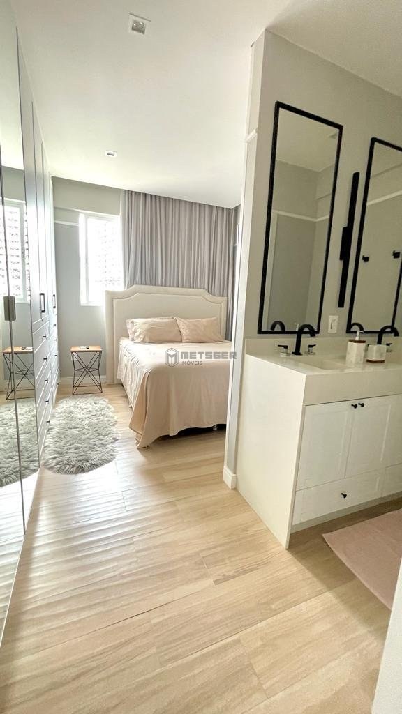 Apartamento 2 suítes em Balneário Camboriú