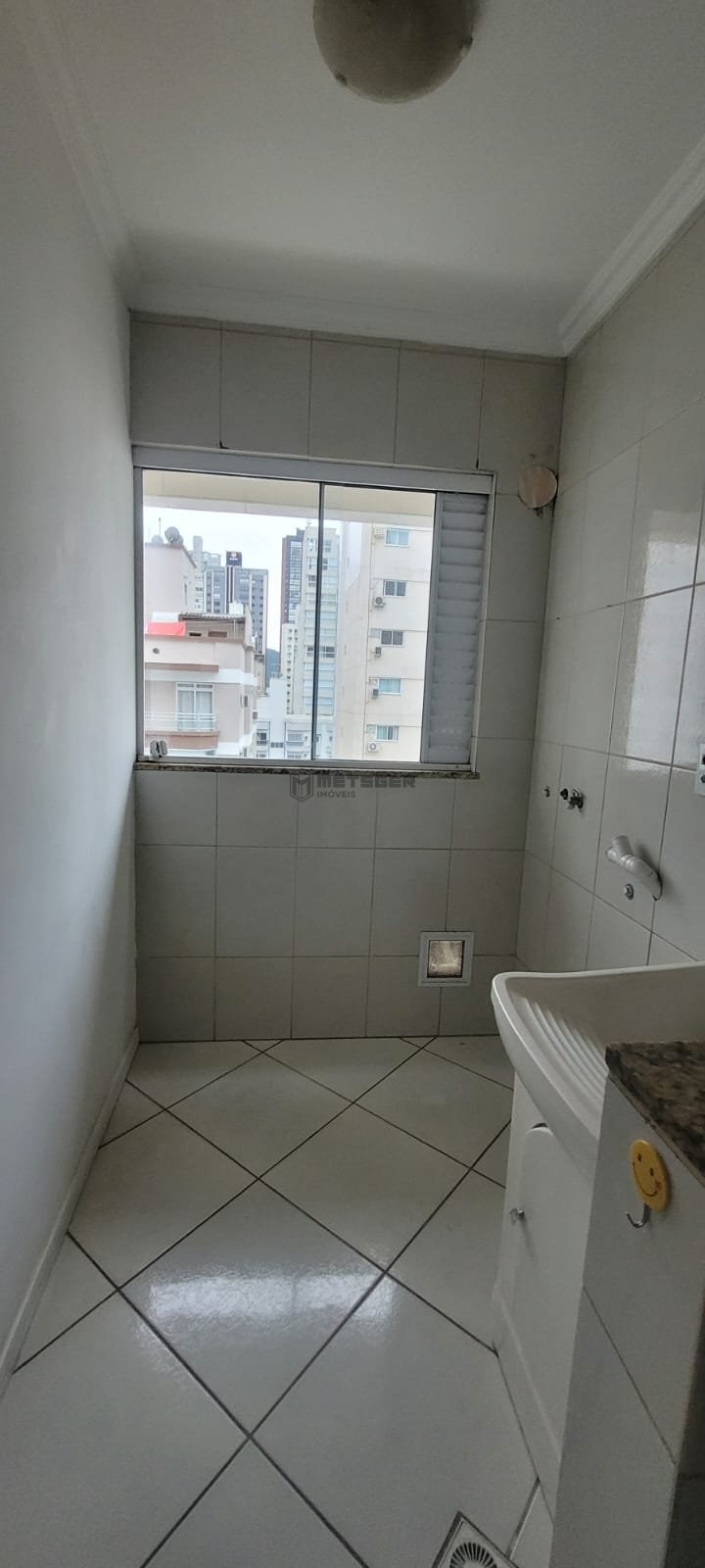 Apartamento Edif Mondrian Residence em Balneário Camboriú, 3 dormitórios