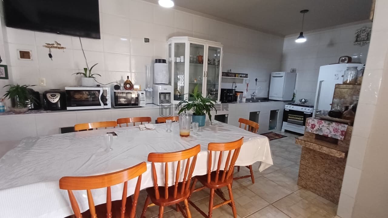 AMPLO ESPAÇO E CONFORTO PARA SUA FAMÍLIA NO BAIRRO TABULEIRO