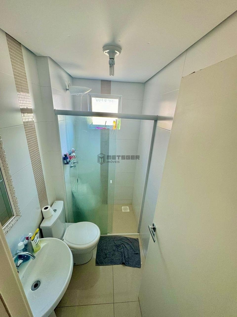 Apartamento Edif Maison Antonieta 2 suítes, 2 vagas no coração de Balneário Camboriú