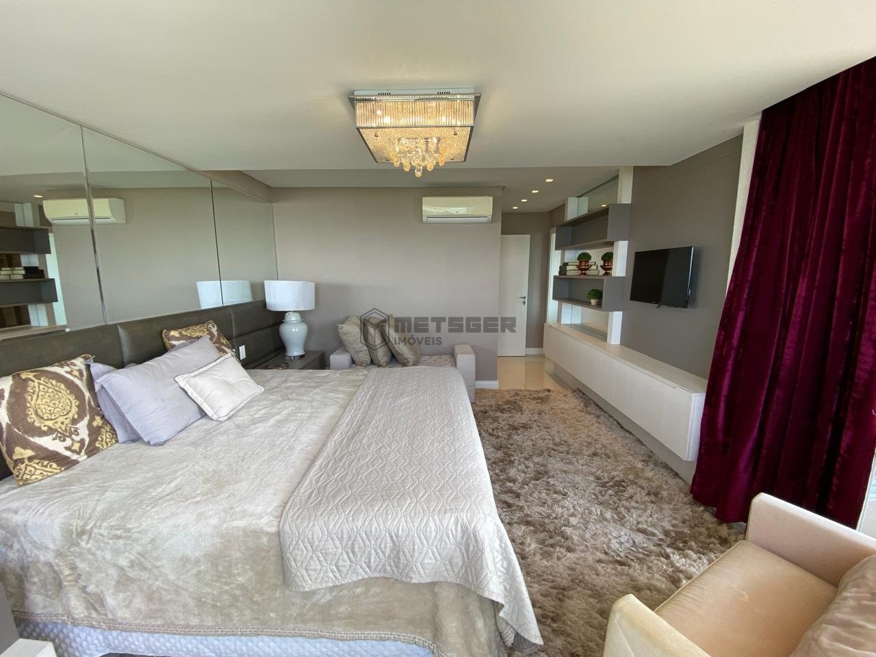 Apartamento Duplex, frente Mar em Balneário Camboriú, 6 suítes
