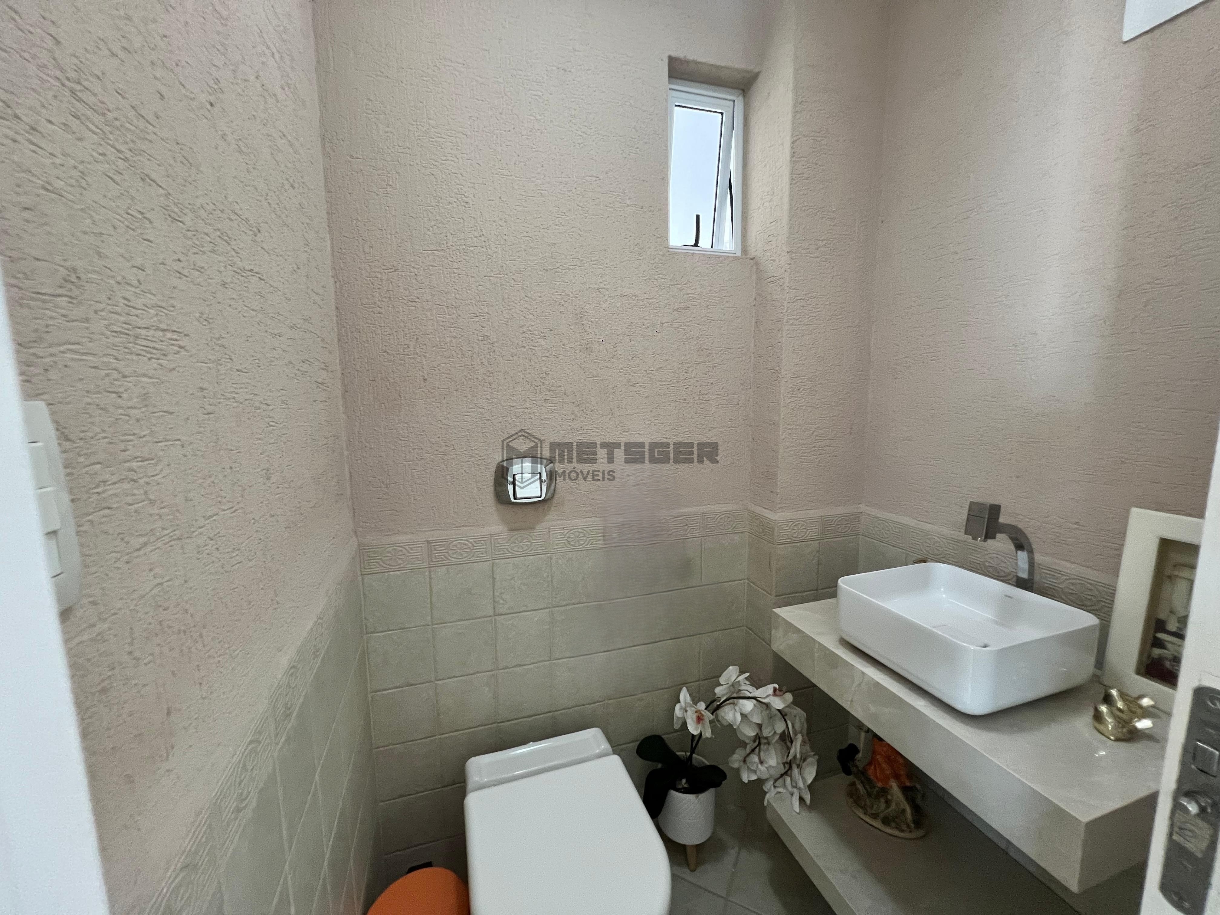 Apartamento Alto Padrão, 3 Suites, Mobiliado Na Avenida Brasil Em Balneário Camboriú