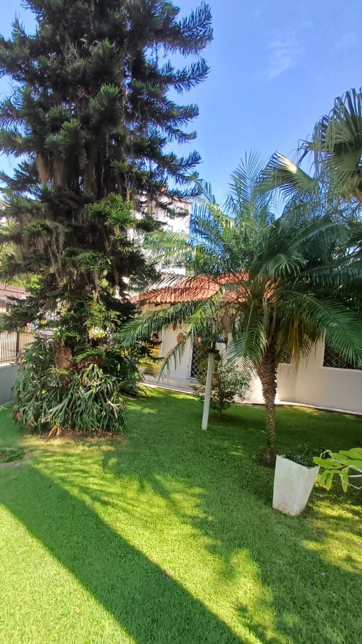 AMPLO ESPAÇO E CONFORTO PARA SUA FAMÍLIA NO BAIRRO TABULEIRO