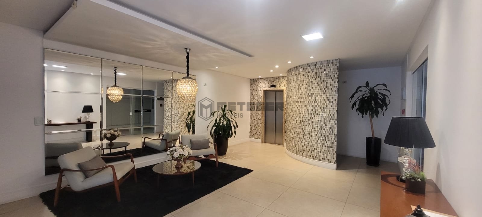 Apartamento Edif Mondrian Residence em Balneário Camboriú, 3 dormitórios