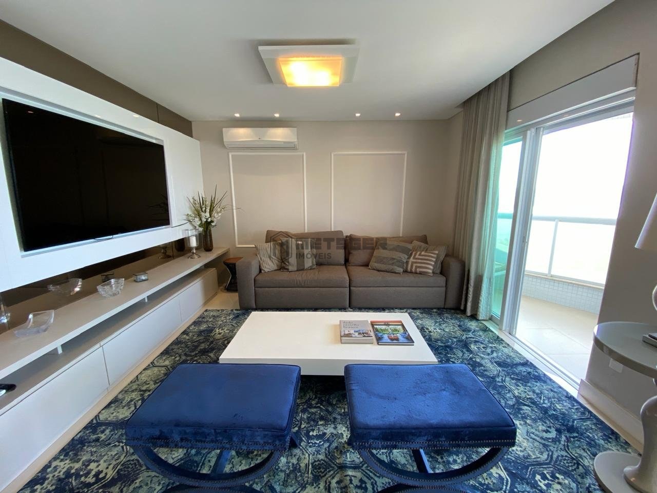 Apartamento Duplex, frente Mar em Balneário Camboriú, 6 suítes